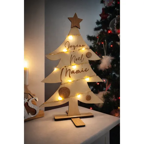 Sapin de Noël en bois personnalisé avec lumière