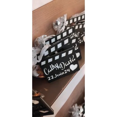 Clap de cinéma en bois personnalisé