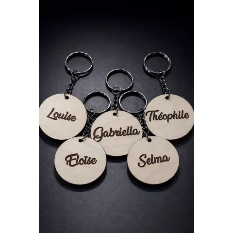Porte-clés en bois rond personnalisé