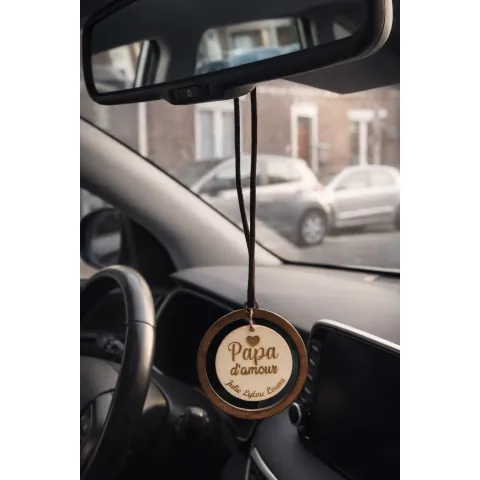 Pendentif voiture en bois personnalisé